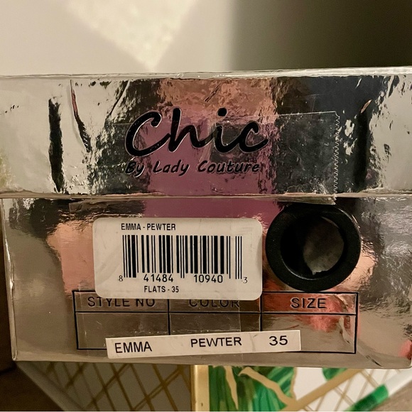 Chic by Lady Couture Flats - Picture 7 of 7